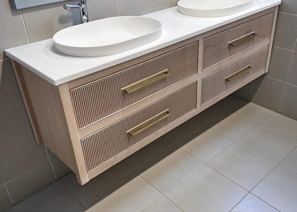 Norton Wall Hung Reeded Oak Large Vanity Unit | Double Undermounted Basin